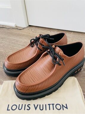 LOUIS VUITTON LV RANGER DERBY LACE- UP LEATHER SHOES MOCHA